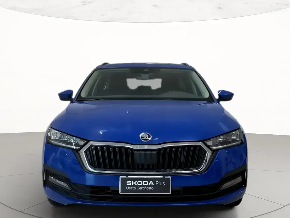 Usata Skoda Octavia Ambition 116 CV (85 kW) 2023 Blu mediterraneo Station wagon