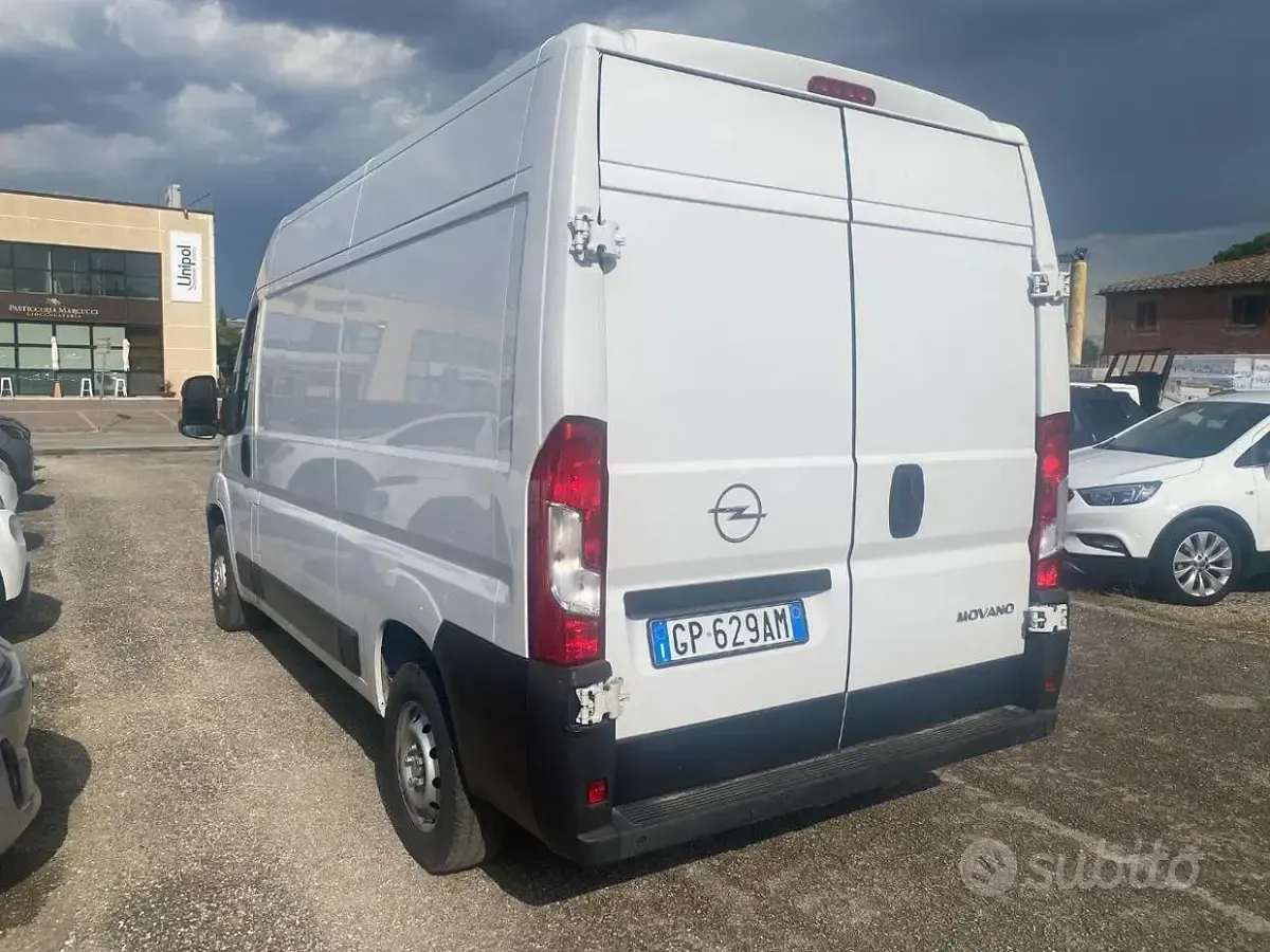 Usata Opel Movano S 140 CV (102 kW) 2023 Bianco Furgone