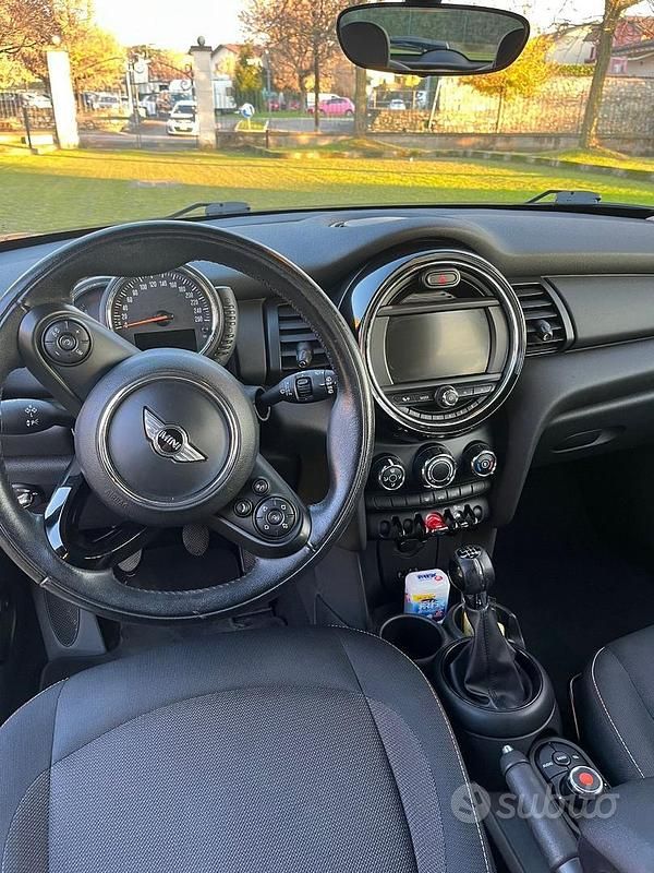 Usata Mini ONE 64 CV (47 kW) 2017 Grigio Utilitaria