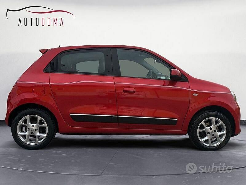 Usata Renault Twingo Intens 69 CV (50 kW) 2016 Rosso Utilitaria