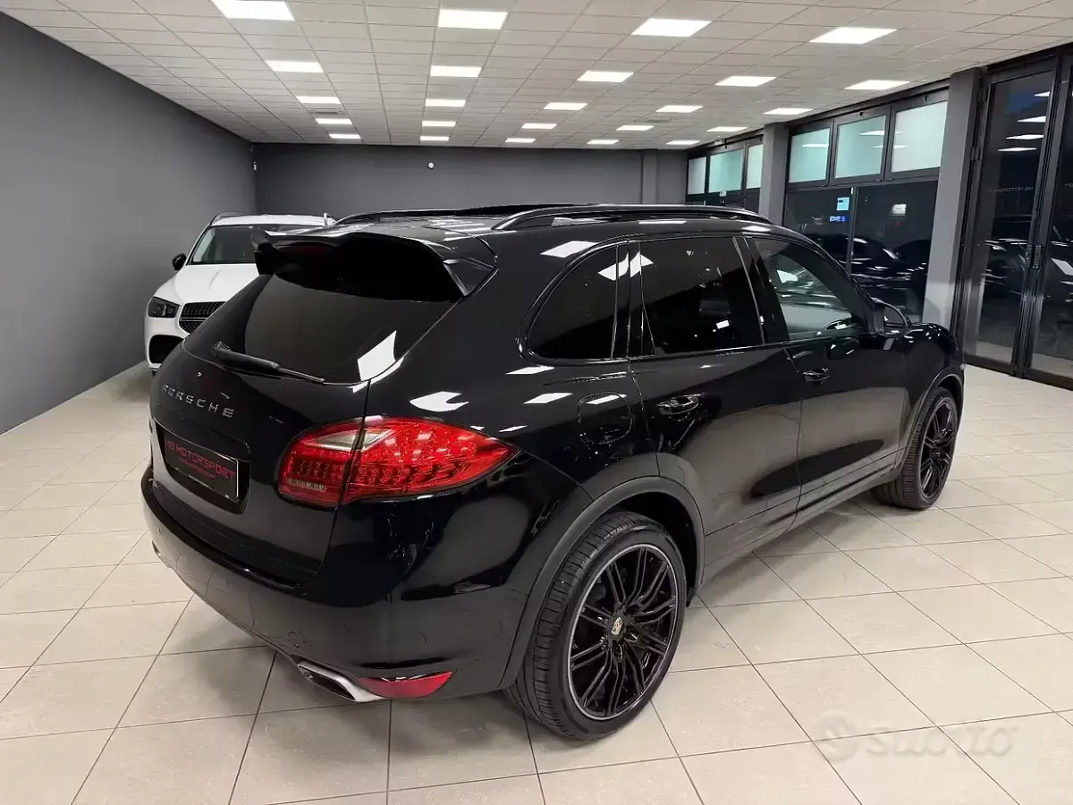 Usata Porsche Cayenne 245 CV (180 kW) 2014 Nero SUV