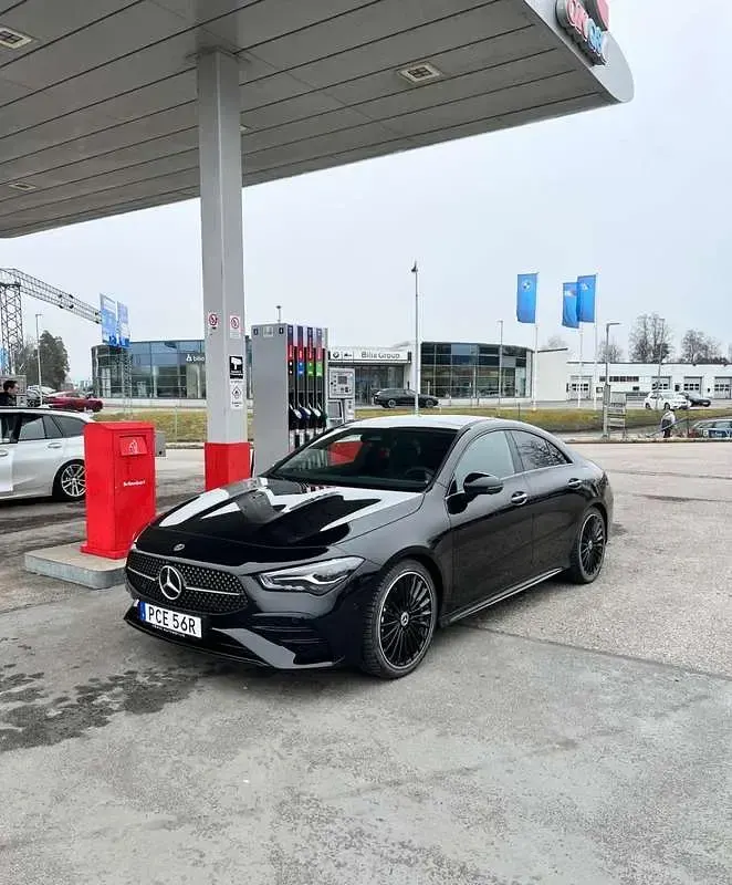 Usata Mercedes 220 381 CV (280 kW) 2025