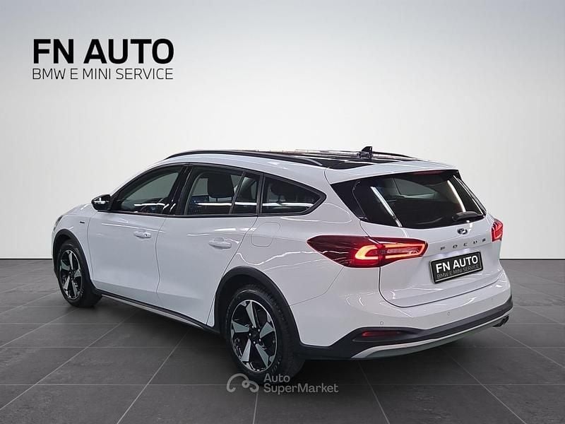 Usata Ford Focus Active 116 CV (85 kW) 2023 Bianco Station wagon