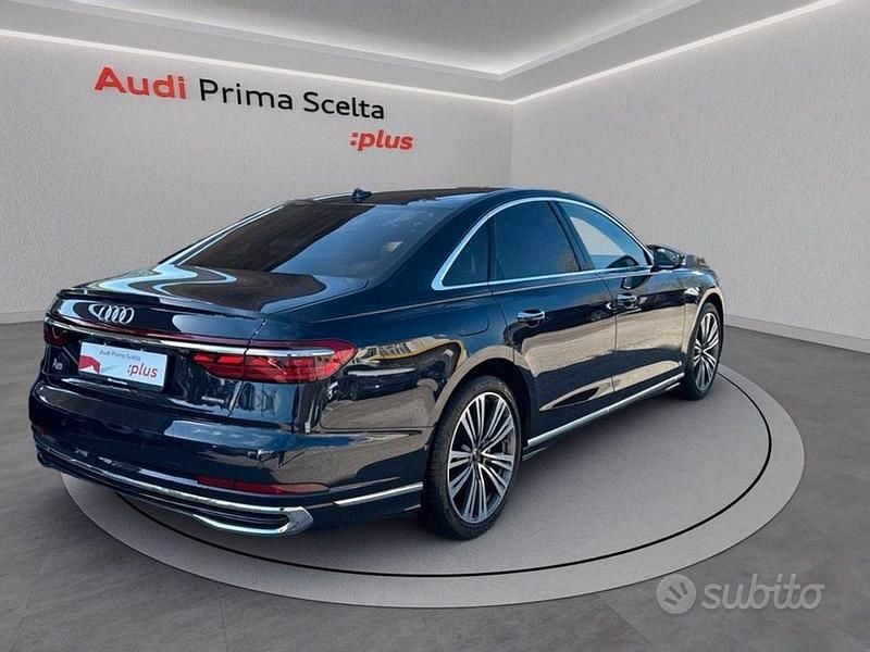 Nuova Audi A8 Ambiente 286 CV (210 kW) 2025 Blu Berlina