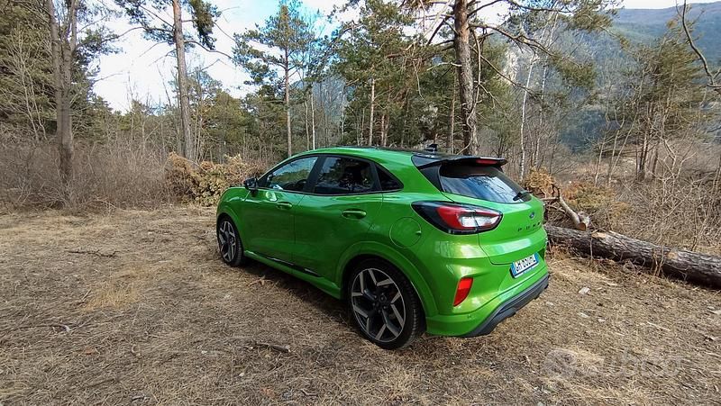 Usata Ford Puma Performance Edition 200 CV (147 kW) 2021 Verde Station wagon