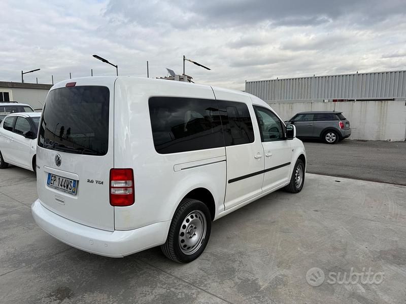 Usata VW Caddy Maxi 140 CV (102 kW) 2013 Bianco Monovolume