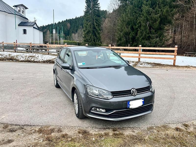 Usata VW Polo Comfortline 75 CV (55 kW) 2014 Berlina