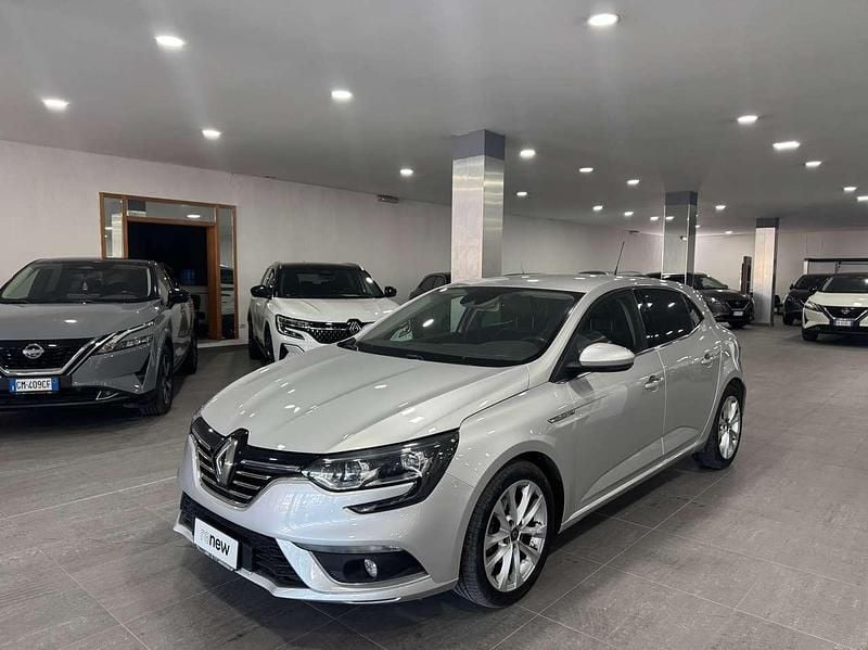 Usata Renault Mégane IV Intens 110 CV (80 kW) 2018 Argento Berlina
