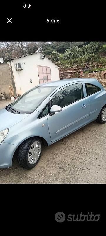Usata Opel Corsa 58 CV (42 kW) 2008 Blu Coupé