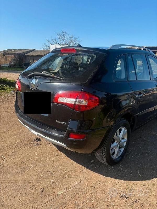 Usata Renault Koleos Dynamique 150 CV (110 kW) 2009 Nero SUV