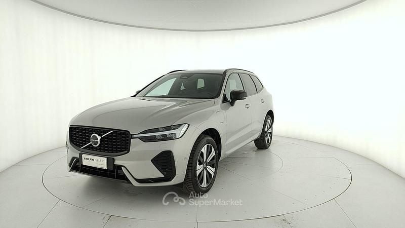 Argento Usata 2025 Volvo XC60 Plus SUV | 47.900 € (Buon prezzo) - Immagine 1/4