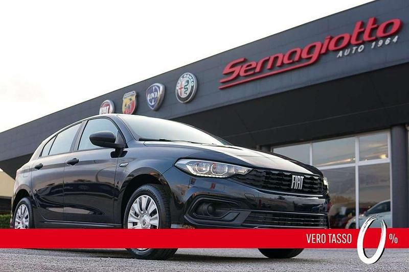 Nero cinema Usata 2024 Fiat Tipo Tre volumi | 17.990 € (Ottimo prezzo) - Immagine 1/4