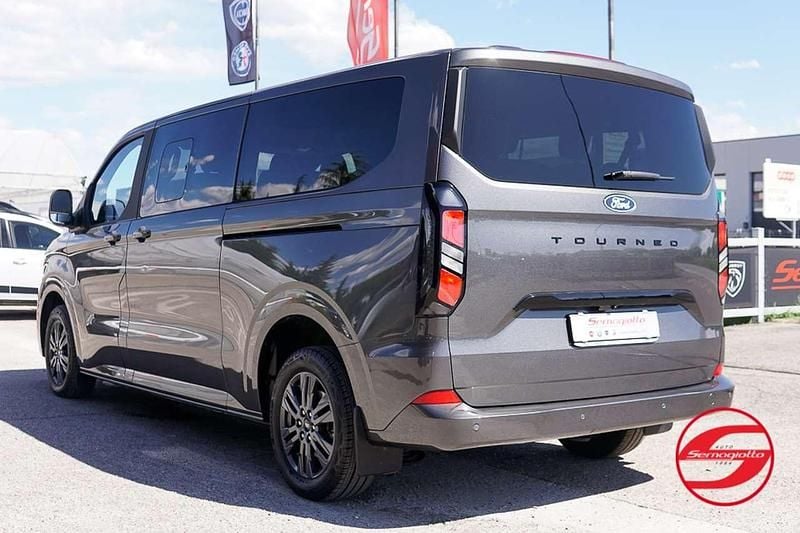 Usata Ford Tourneo Custom Titanium 170 CV (125 kW) 2025 Grigio Furgone