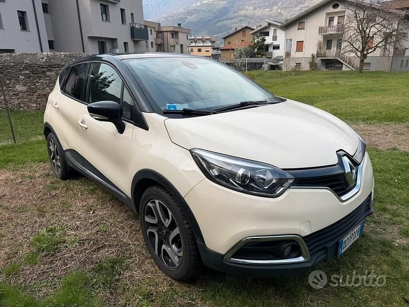 Usata Renault Captur 90 CV (66 kW) 2014 SUV