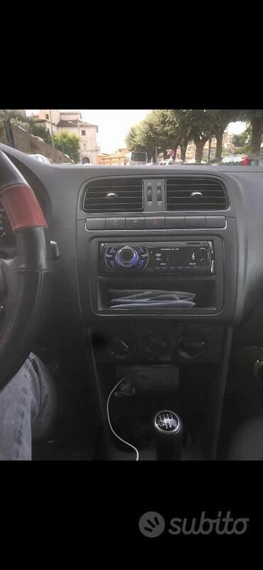 Usata VW Polo 60 CV (44 kW) 2010 Rosso Berlina