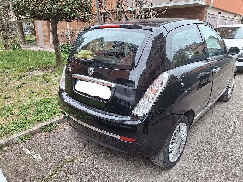 Usata Lancia Ypsilon 2007 Utilitaria