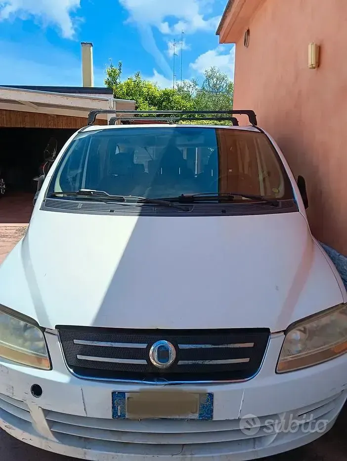 Usata Fiat Multipla 103 CV (75 kW) 2006 Bianco Monovolume