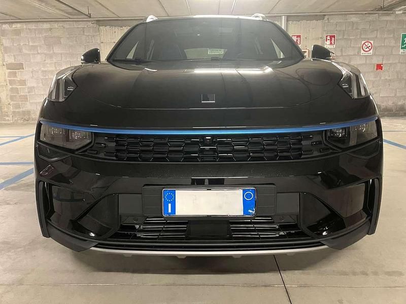 Usata Lynk & Co 01 179 CV (131 kW) 2023 Nero SUV