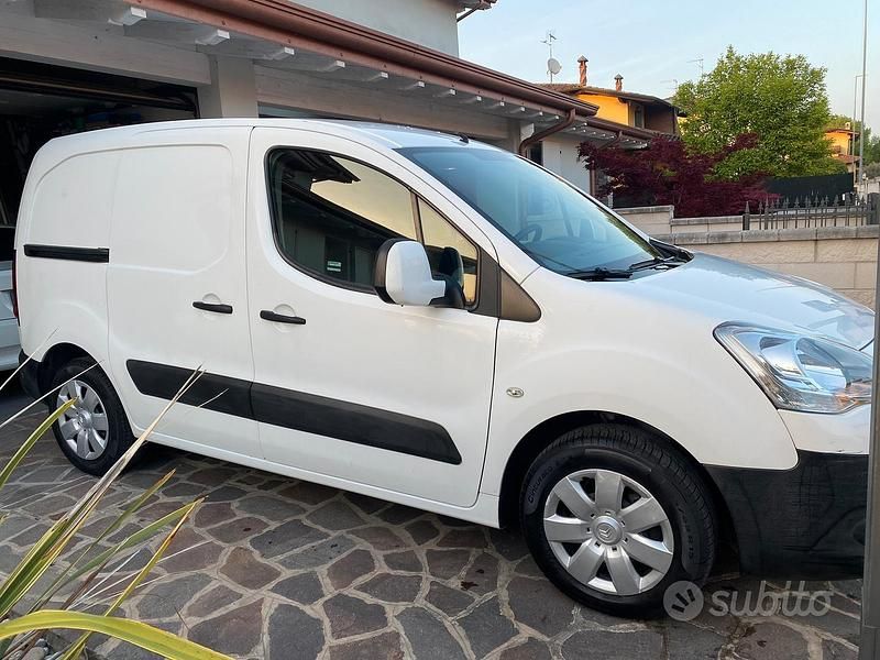 Usata Citroën Berlingo 90 CV (66 kW) 2011 Bianco Monovolume