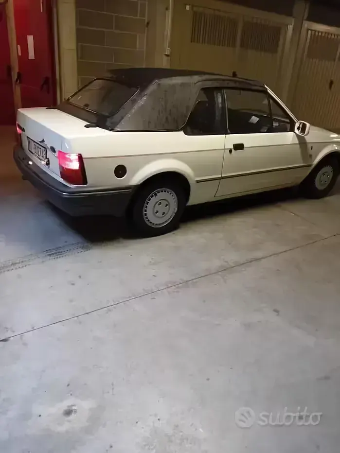 Usata Ford Escort Cabriolet 73 CV (53 kW) 1991 Cabrio