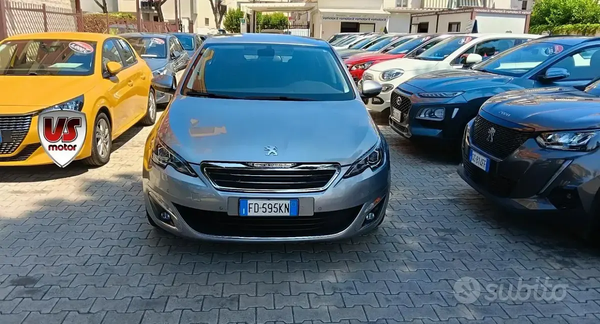 Usata Peugeot 308 120 CV (88 kW) 2016 Grigio Berlina