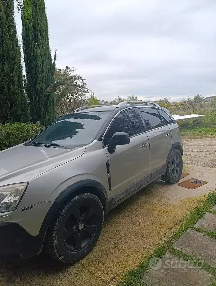 Usata Opel Antara 150 CV (110 kW) 2007 SUV