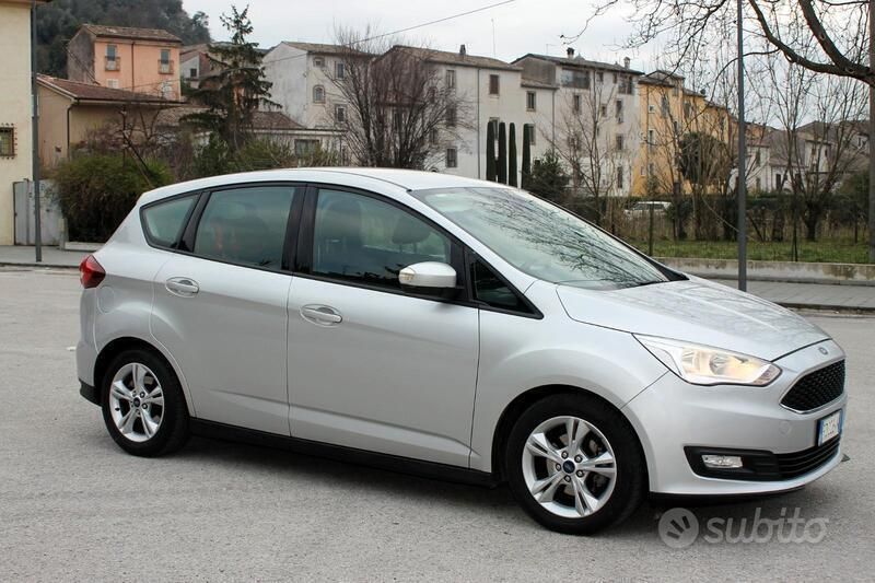 Grigio Usata 2016 Ford C-MAX Monovolume | 9000 € (Buon prezzo) - Immagine 1/4