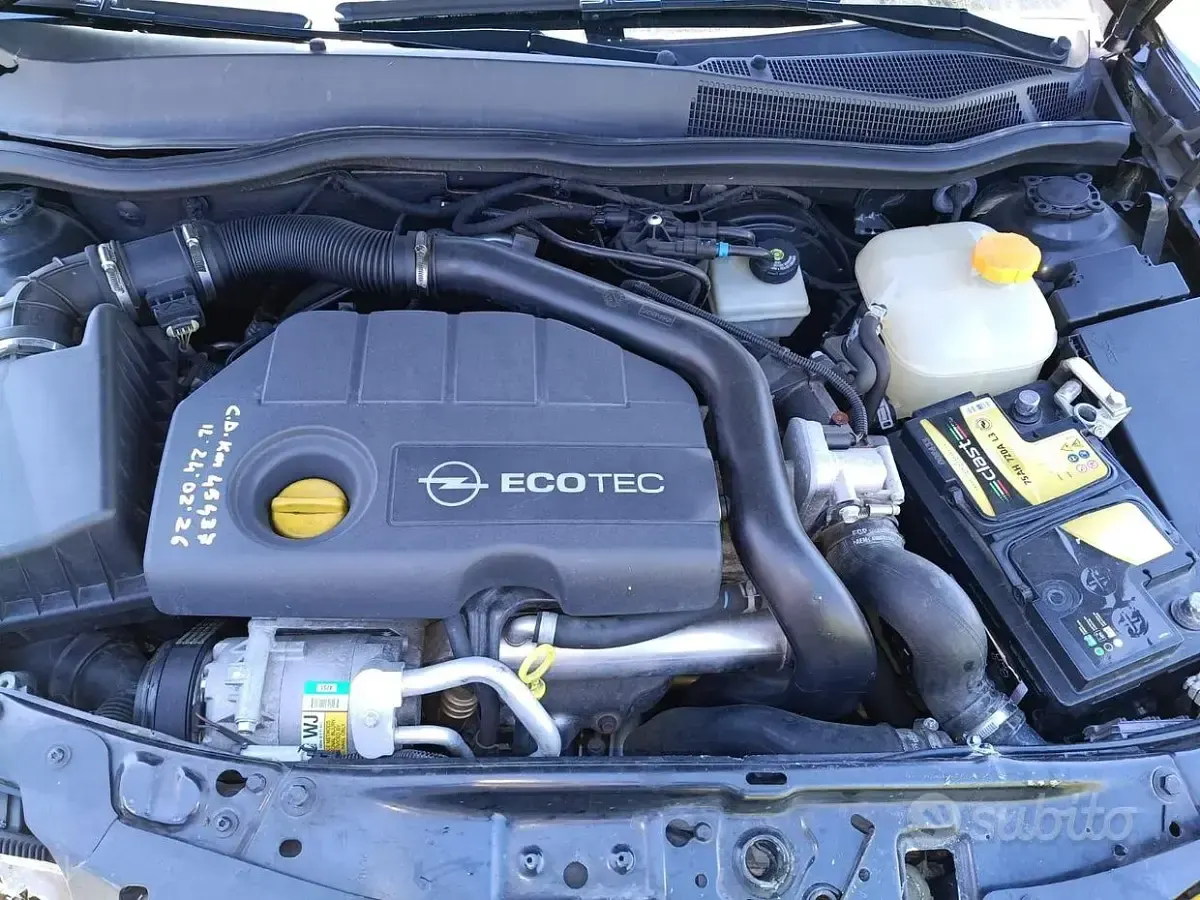 Usata Opel Astra 101 CV (74 kW) 2006 Nero Berlina