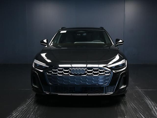 Nuova Audi A5 S-Line 203 CV (149 kW) 2025 Nero Station wagon