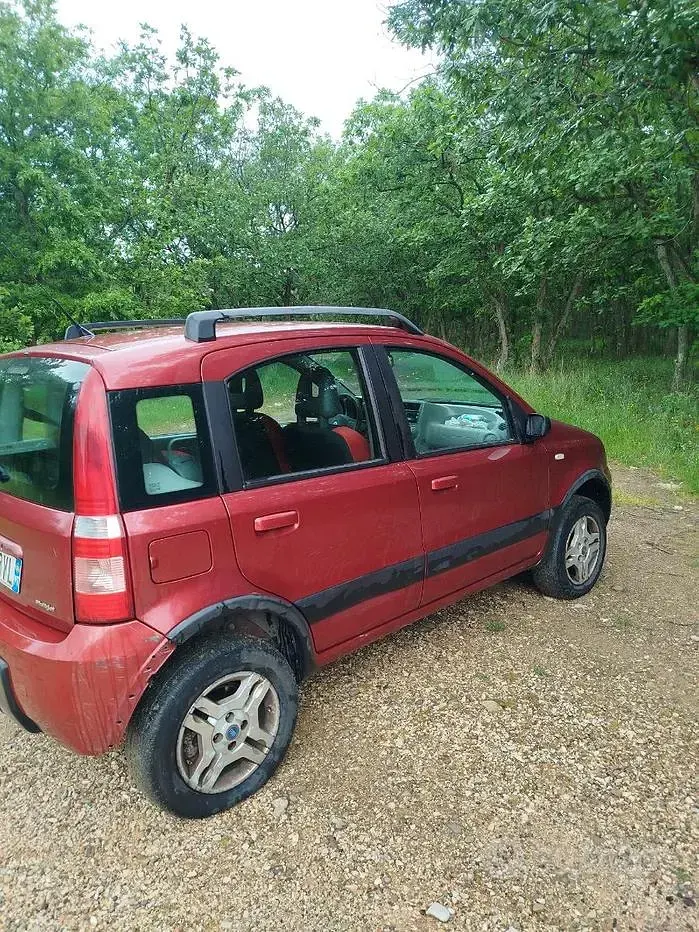 Usata Fiat Panda 4x4 69 CV (50 kW) 2005 Utilitaria