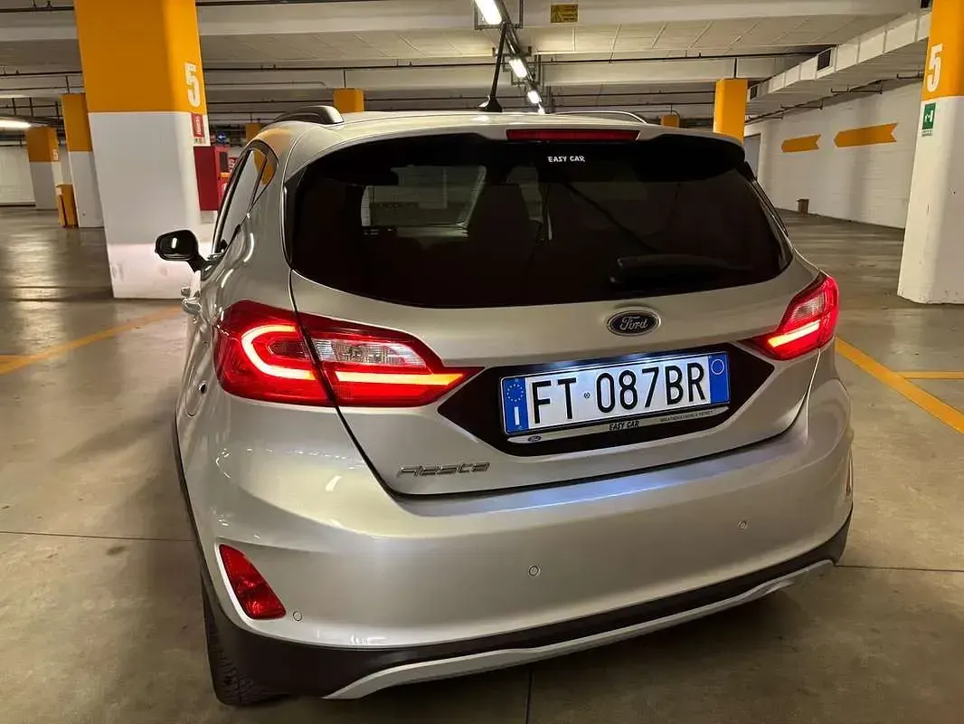 Usata Ford Fiesta Vignale 86 CV (63 kW) 2019 Utilitaria