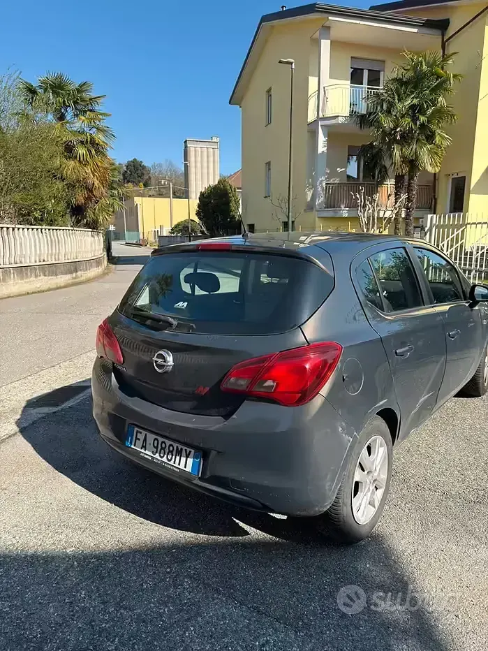 Usata Opel Corsa 69 CV (50 kW) 2015 Grigio Utilitaria