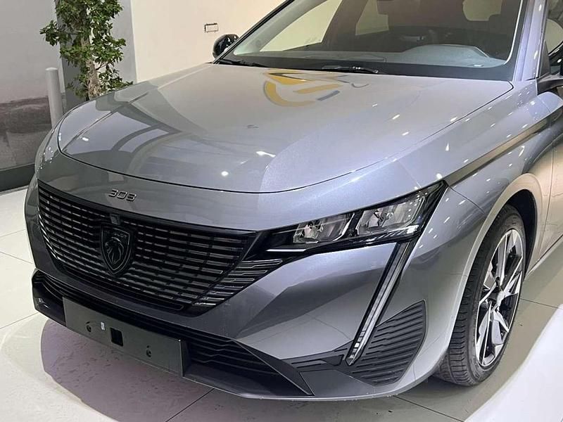 Nuova Peugeot 308 Allure 131 CV (96 kW) 2025 Grigio metallizzato Berlina