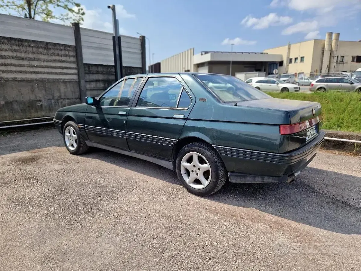 Usata Alfa Romeo 164 145 CV (106 kW) 1988 Verde Berlina