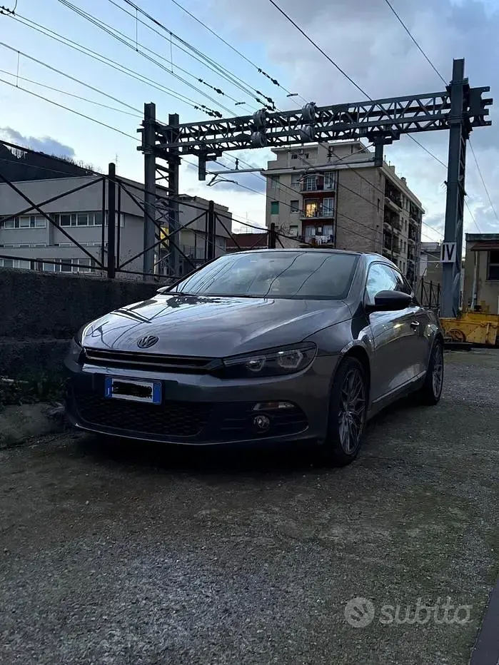 Usata VW Scirocco 160 CV (117 kW) 2013 Grigio Coupé
