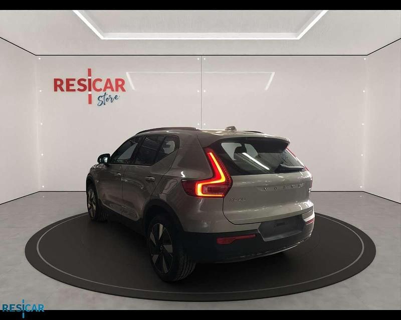 Nouvelle Volvo XC40 Core 119 kW (163 ch) 2025 Argent SUV