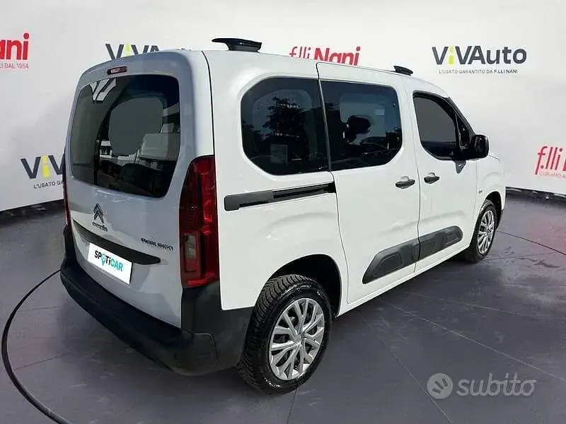 Usata Citroën Berlingo Live 102 CV (75 kW) 2020 Bianco Monovolume