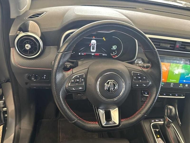 Usata MG ZS Luxury 111 CV (81 kW) 2023 Grigio SUV