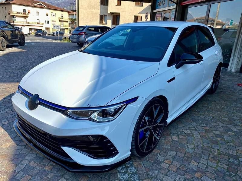 Usata VW Golf VIII R 320 CV (235 kW) 2024 Bianco Berlina