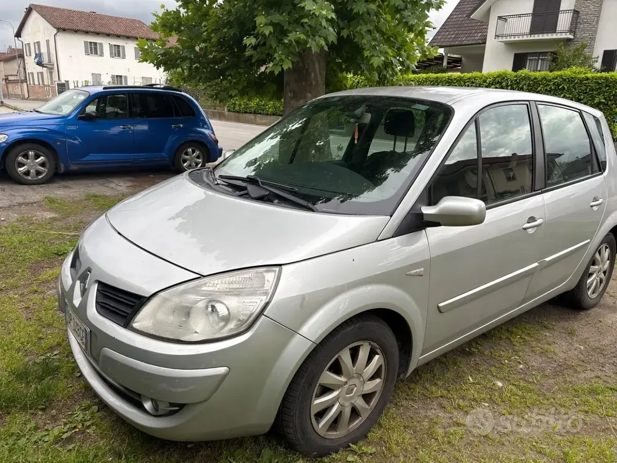 Usata Renault Scenic E-Tech 130 CV (95 kW) 2008 Monovolume