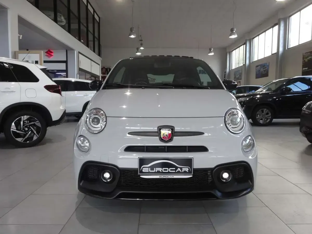 Usata Abarth 695 Turismo 179 CV (131 kW) 2023 Grigio Utilitaria