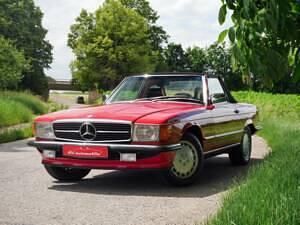 Usata Mercedes 560 231 CV (169 kW) 1986 Rosso Cabrio