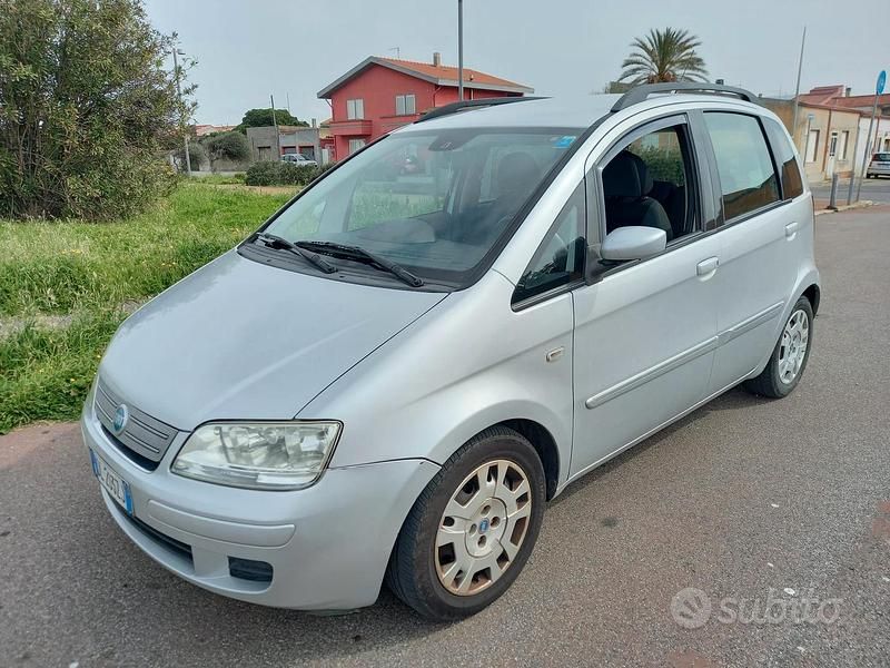 Usata Fiat Idea 2008 Grigio Monovolume