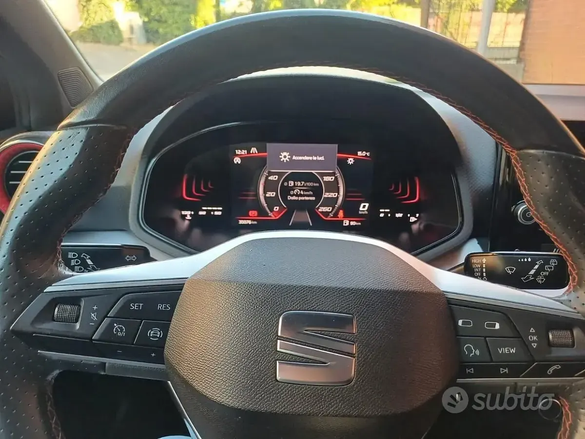 Usata Seat Ibiza FR 95 CV (69 kW) 2023 Nero Utilitaria