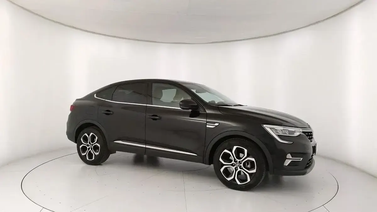 Usata Renault Arkana Techno 145 CV (106 kW) 2023 Nero SUV