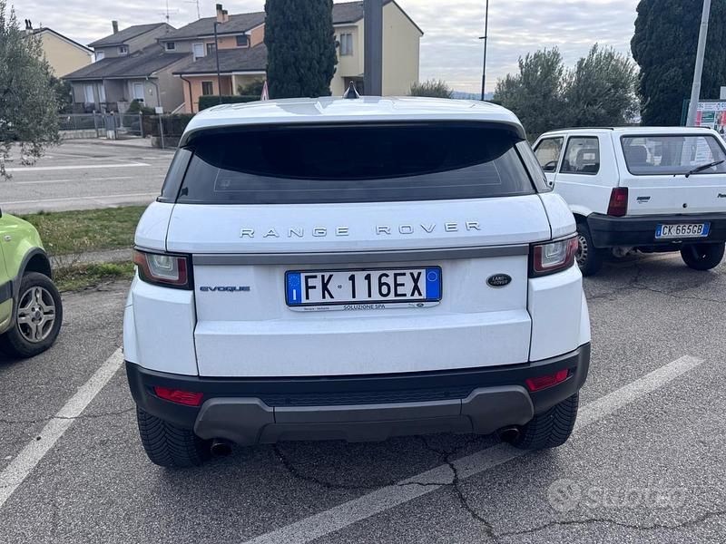 Usata Land Rover Range Rover evoque 150 CV (110 kW) 2017 Bianco Berlina