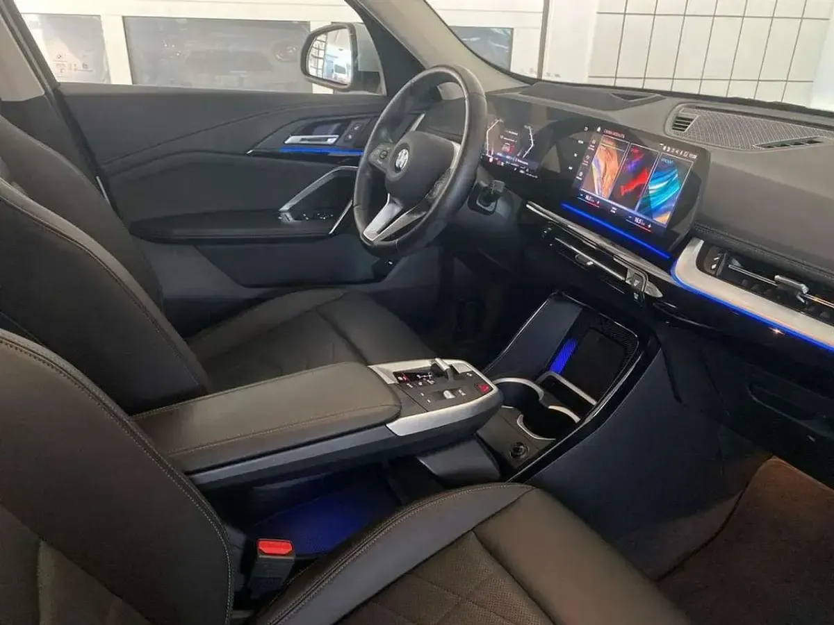 Usata BMW X1 xLine 163 CV (119 kW) 2023 Mineral white metallizzato SUV