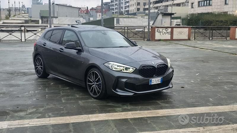 Usata BMW M135 Shadowline 306 CV (225 kW) 2020 Grigio Utilitaria