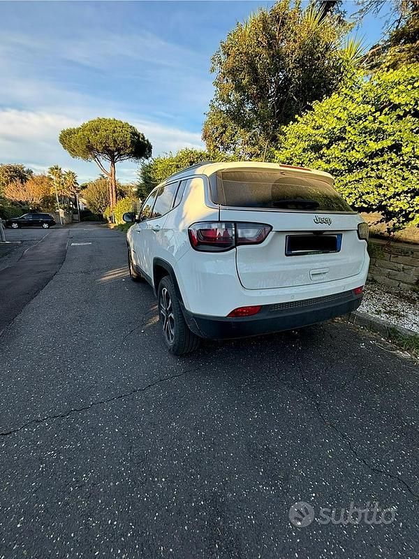 Usata Jeep Compass 131 CV (96 kW) 2024 SUV