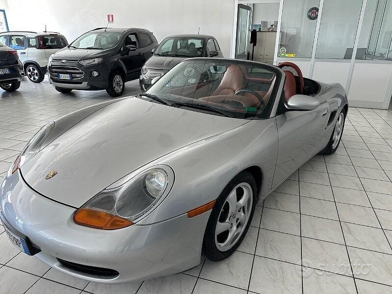 Gebraucht Porsche Boxster 220 PS (161 kW) 2000 Silber Cabrio
